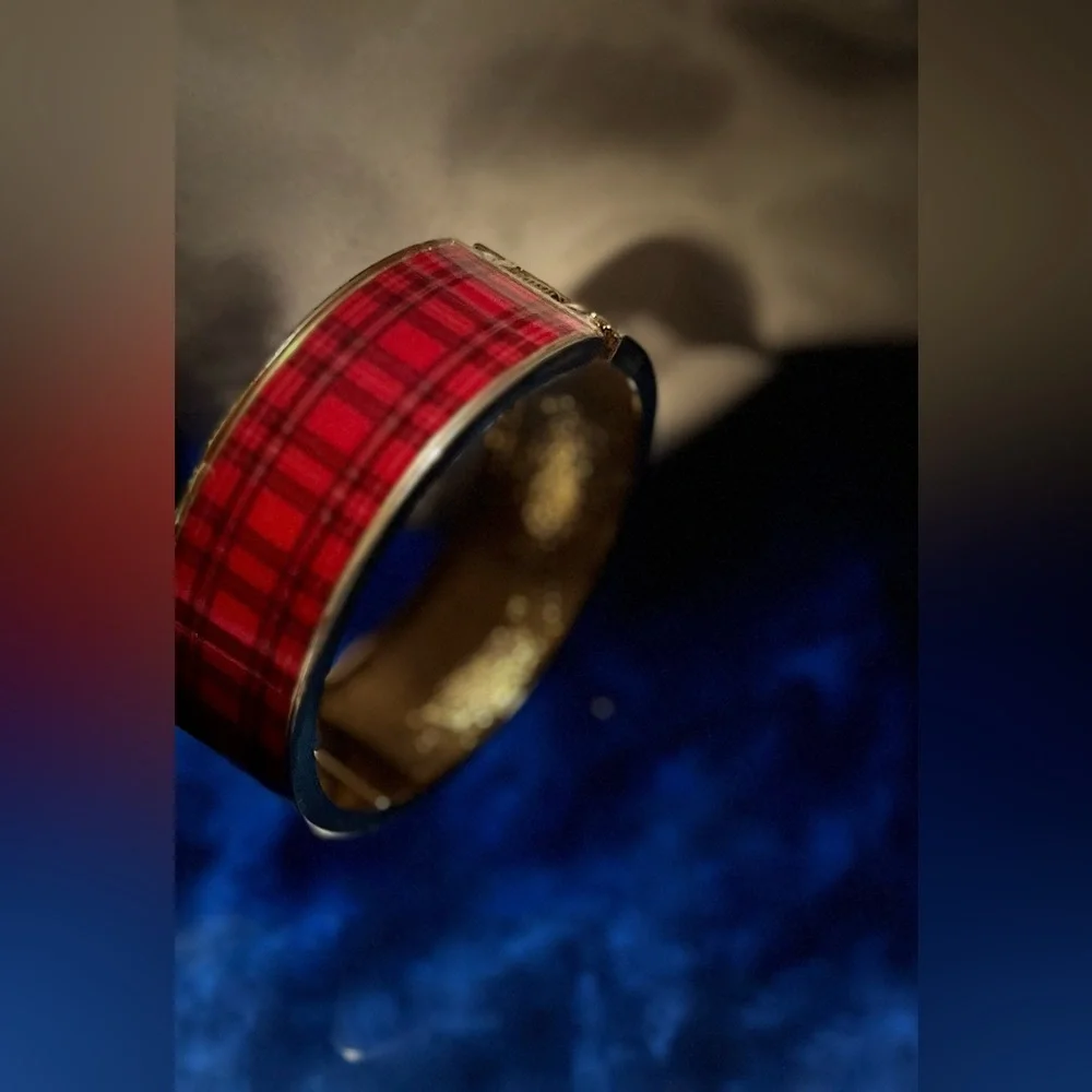 Red Bangle Braclet - Picture 3 of 3
